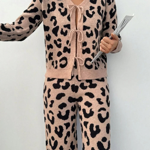 Multicolor Casual Women's Leopard Print Loose 2-Piece Set - Picture 5 of 7